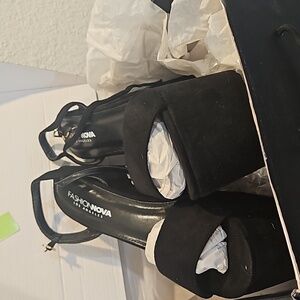 Fashion Nova platform faux suede sandals